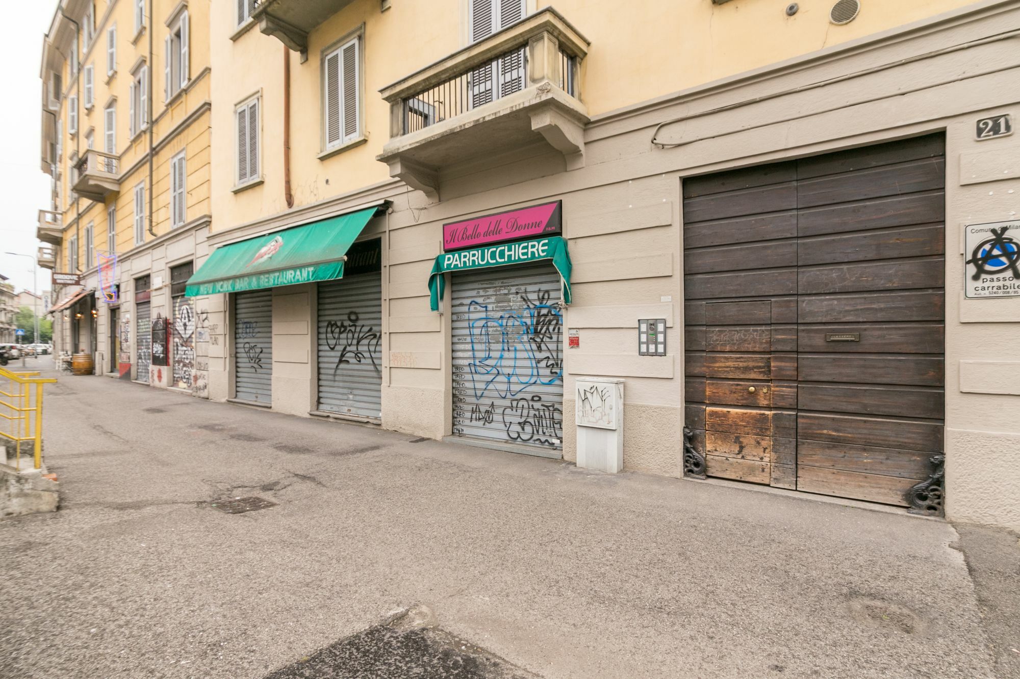 Pit Stop Navigli Milan Extérieur photo