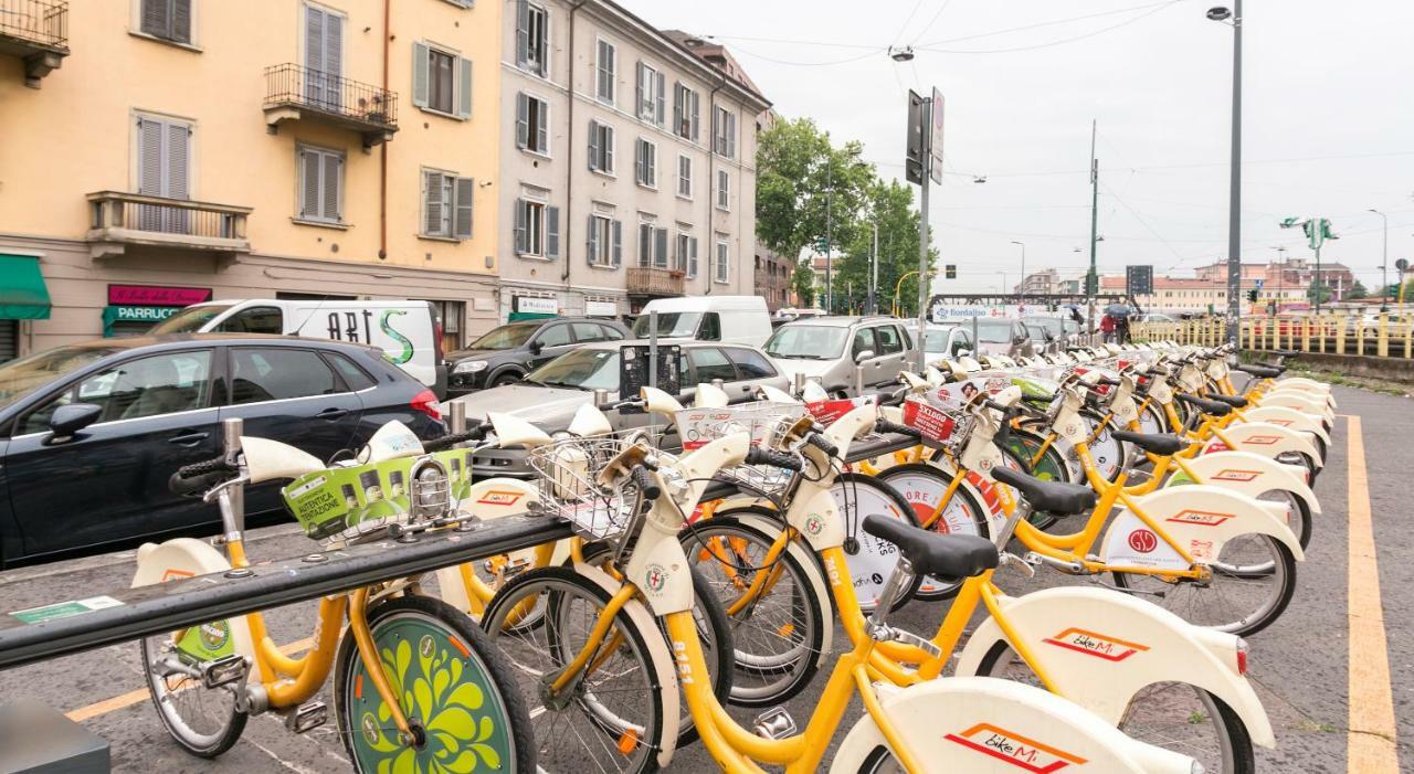 Pit Stop Navigli Milan Extérieur photo